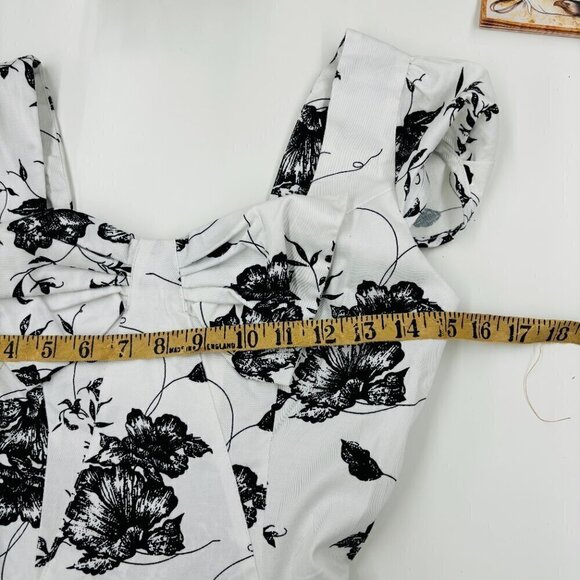 H&R London Graphite Flower Outline 50s Rockabilly Classic Punk Dress NWT Sz 6 - Picture 15 of 16